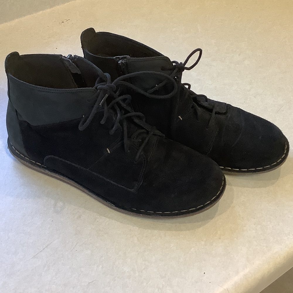 Clarks Tamantha Women’s Lace Up Suede Cushion Ankle Comfort Bootie 9.5M Black
